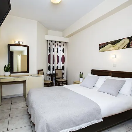Astron Hotel 2*