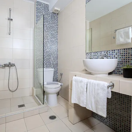 Hotel Astron 2*