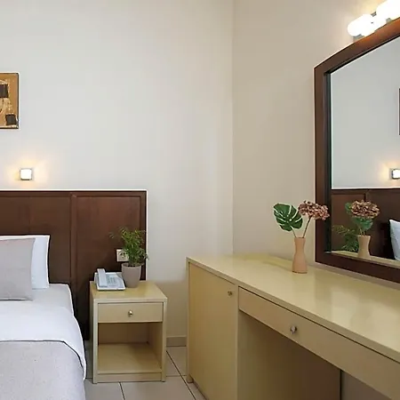 Hotel Astron 2*