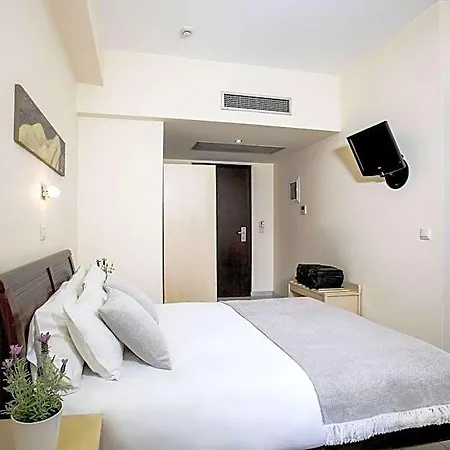 Astron Hotel